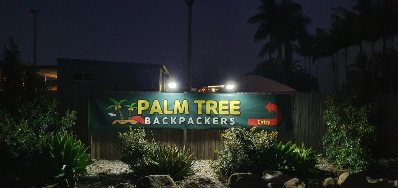 バンダバーグ Palm Tree Backpackersホステル エクステリア 写真